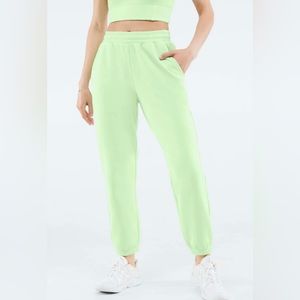 Fabletics Maddie Sweatpant